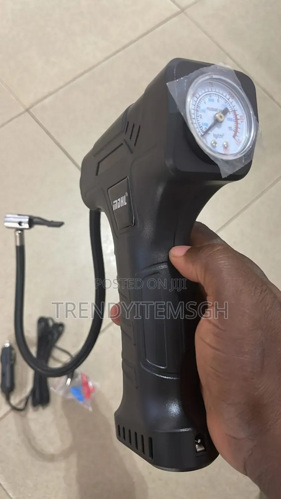 150psi Portable Gauge Car Tire Inflator Pump