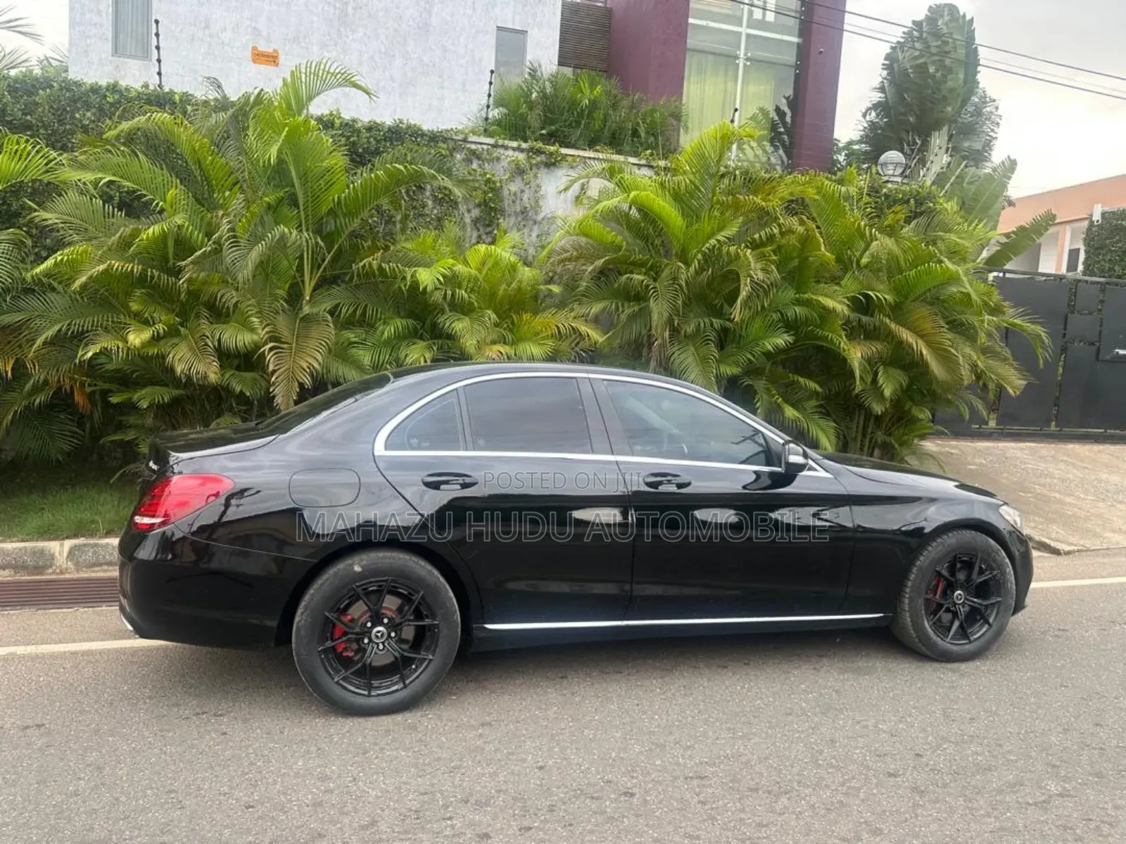 Mercedes-Benz C300 Base 4dr RWD Sedan (2.0L 4cyl 7A) 2015 Black