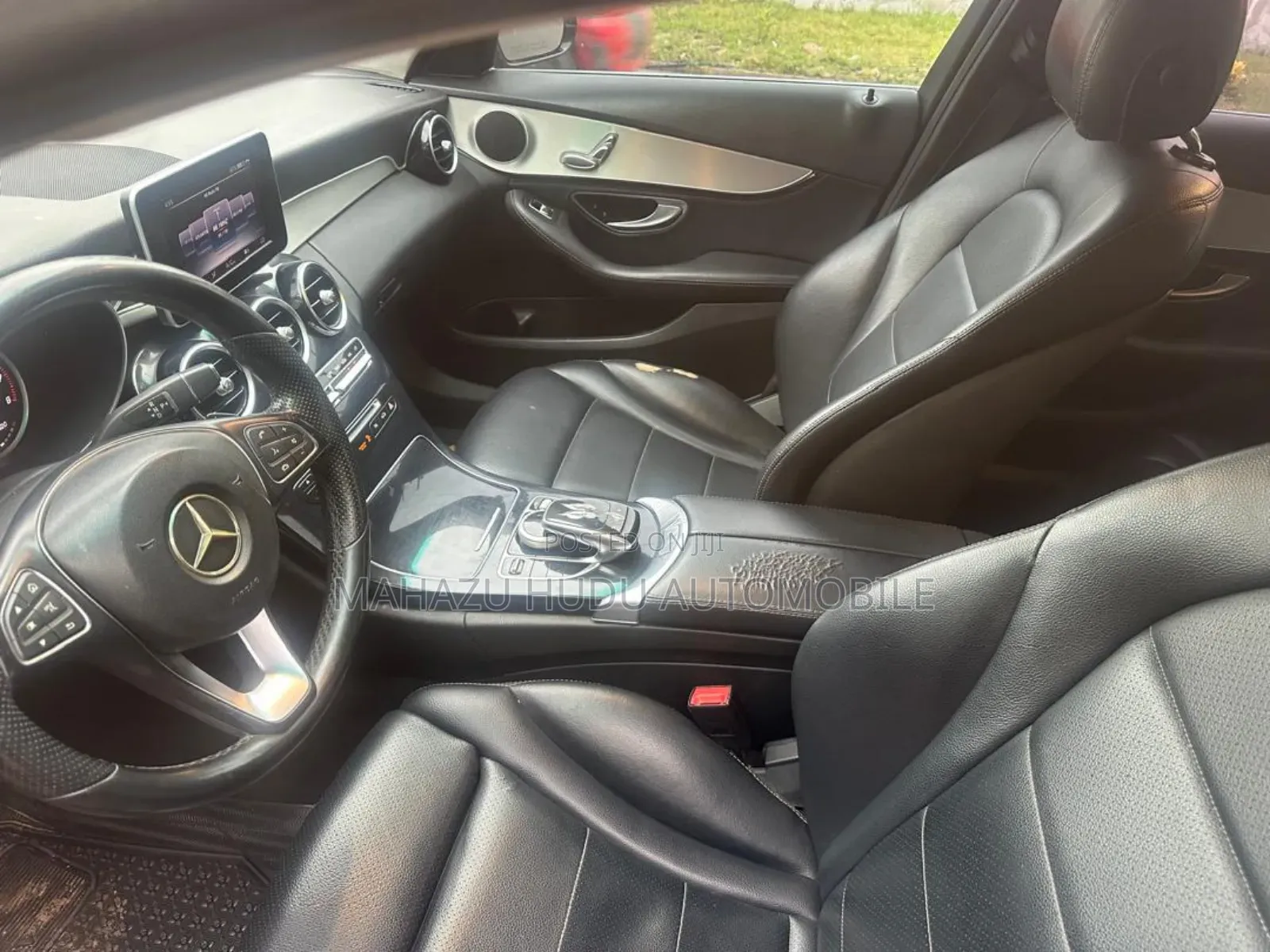 Mercedes-Benz C300 Base 4dr RWD Sedan (2.0L 4cyl 7A) 2015 Black