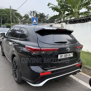 Toyota Highlander XSE 2022 Black