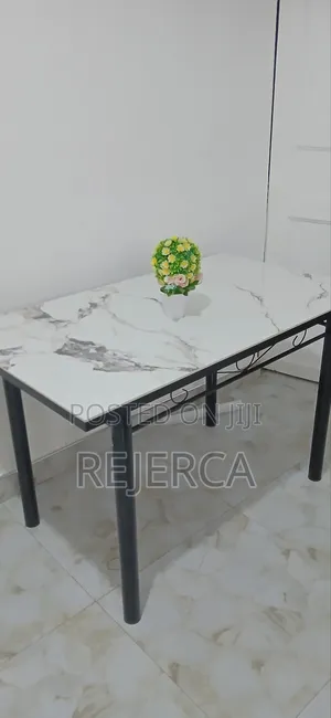 Durable Dinning Table