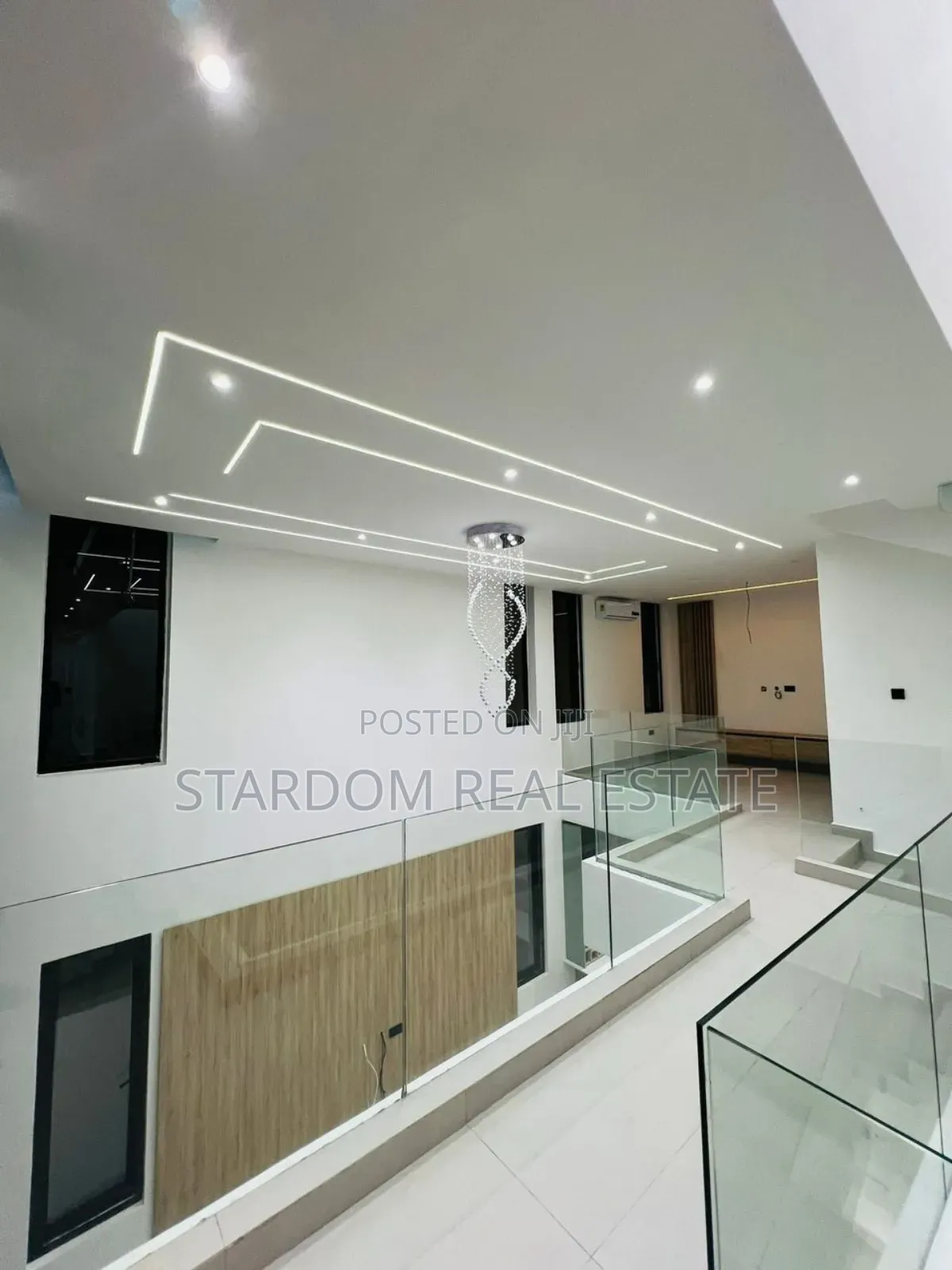 4bdrm Duplex in Ashaley Botwe for sale