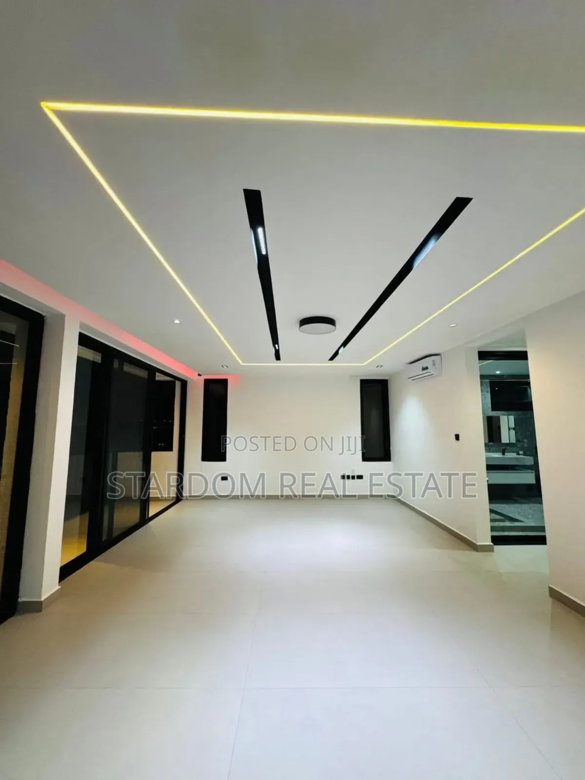 4bdrm Duplex in Ashaley Botwe for sale
