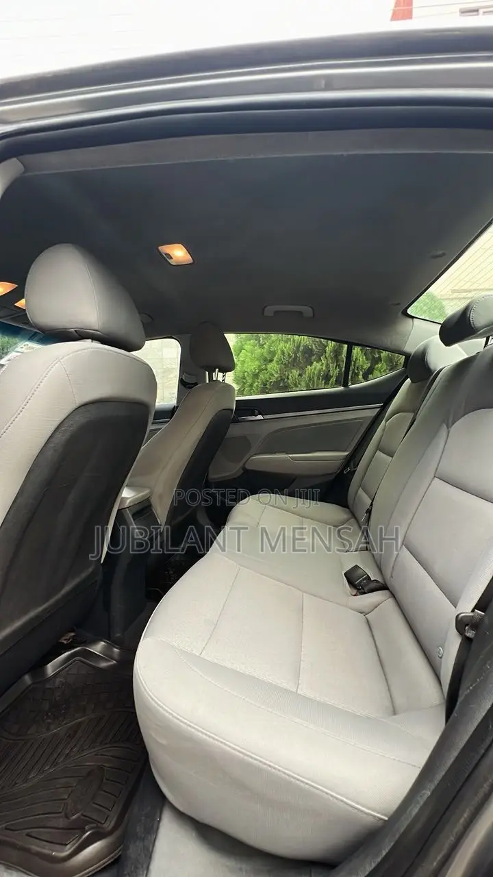 Hyundai Elantra Limited 2018 Gray