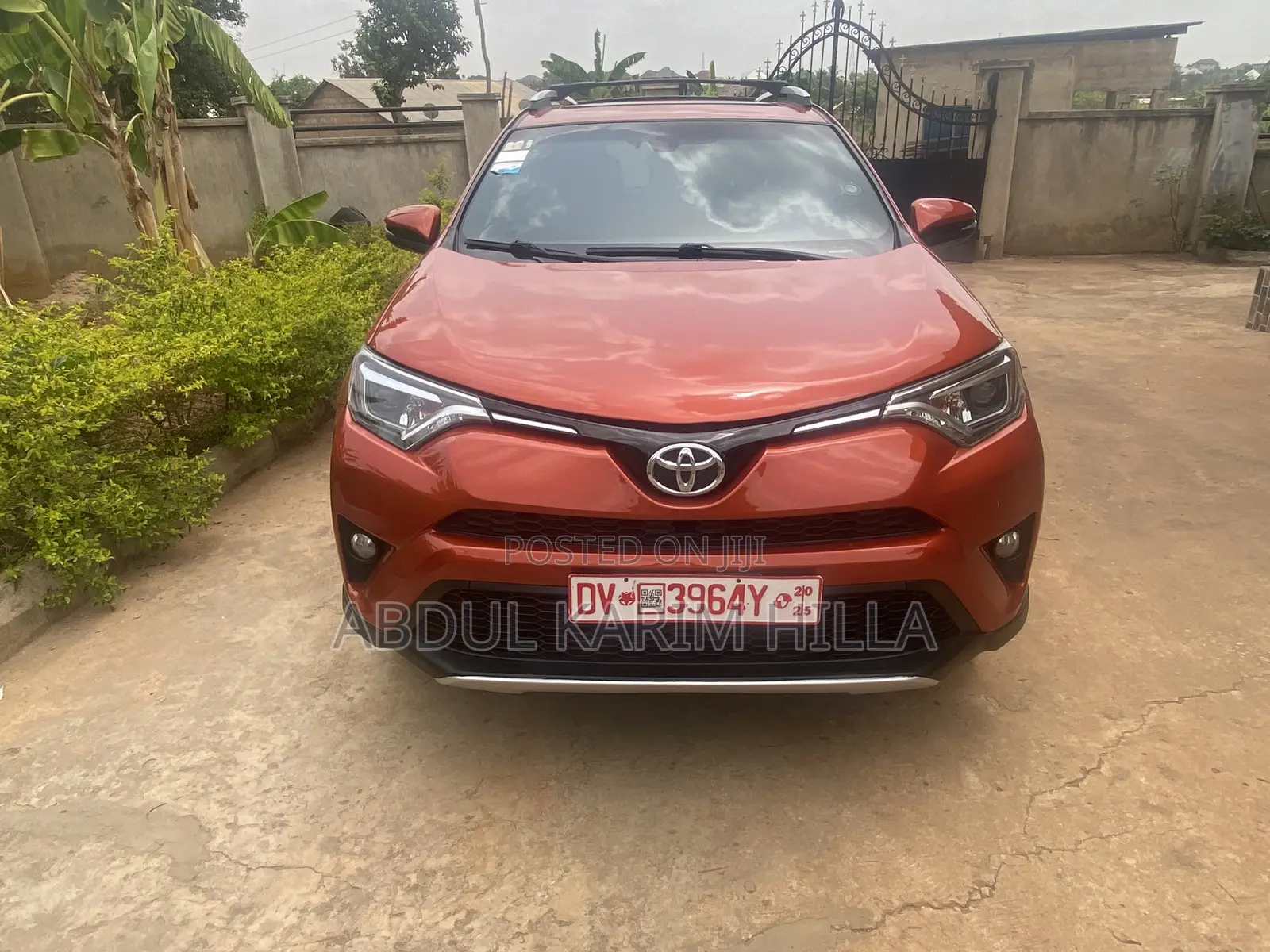 Toyota RAV4 SE AWD (2.5L 4cyl 6A) 2017 Red