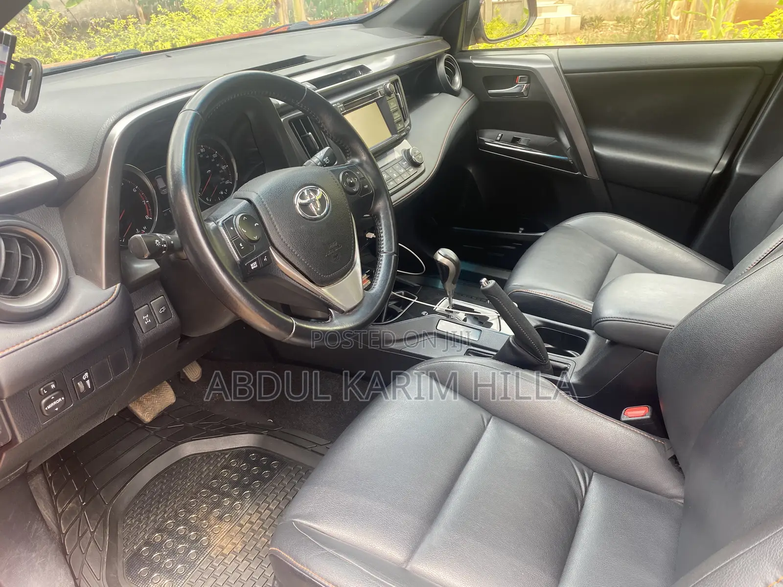 Toyota RAV4 SE AWD (2.5L 4cyl 6A) 2017 Red