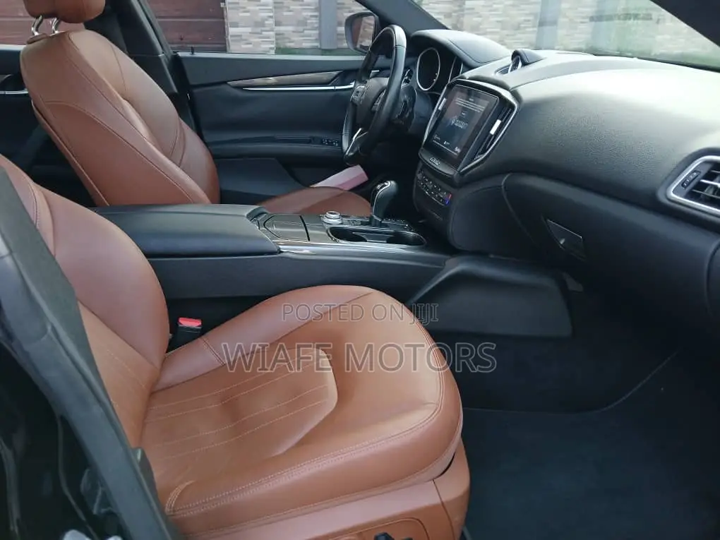 Maserati Ghibli GranSport RWD 2018 Black
