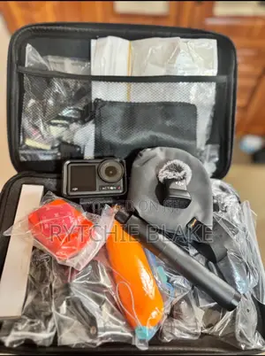 Dji Action 4 Camera + Dji Mic Mini + Bag Full of Accesories