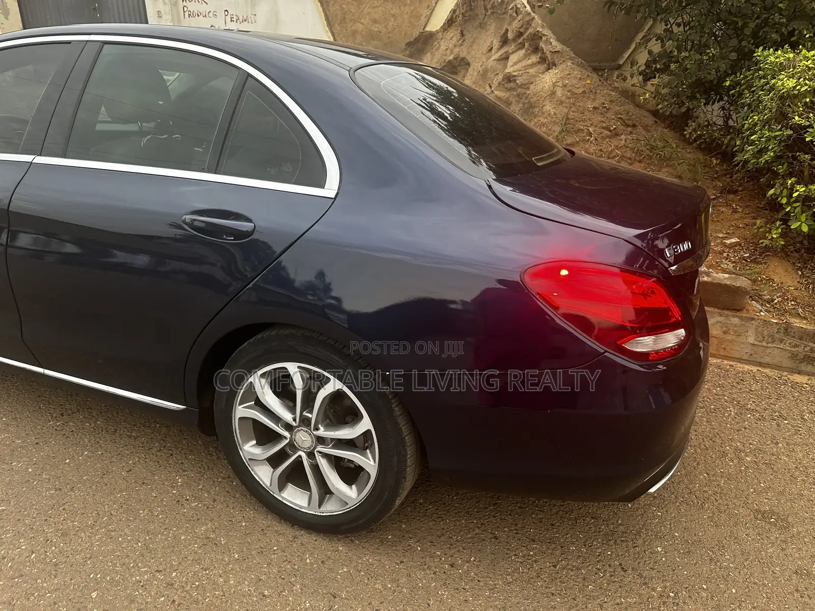 Mercedes-Benz C300 Luxury Sedan RWD (2.0L 4cyl 7A) 2016 Blue