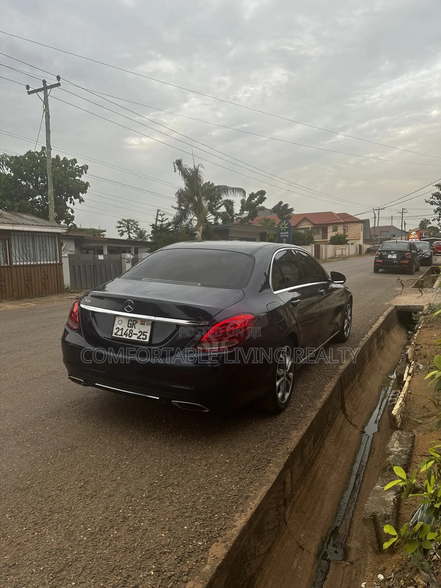 Mercedes-Benz C300 Luxury Sedan RWD (2.0L 4cyl 7A) 2016 Blue
