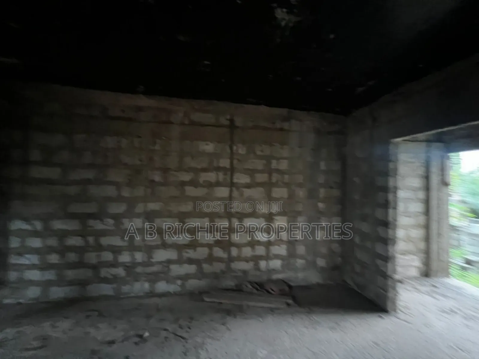 8bdrm Apartment in Ab Richie Properties, School Junction for sale