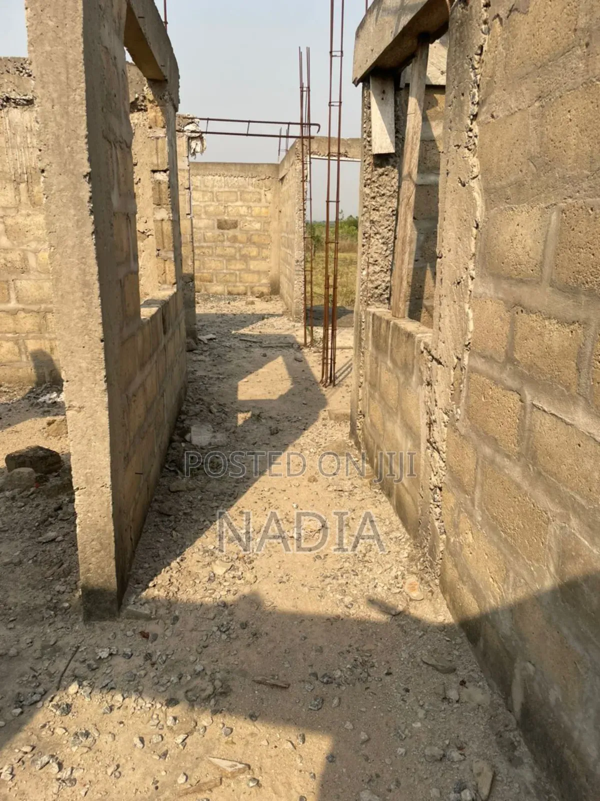 5 Bedroom Uncompleted Building