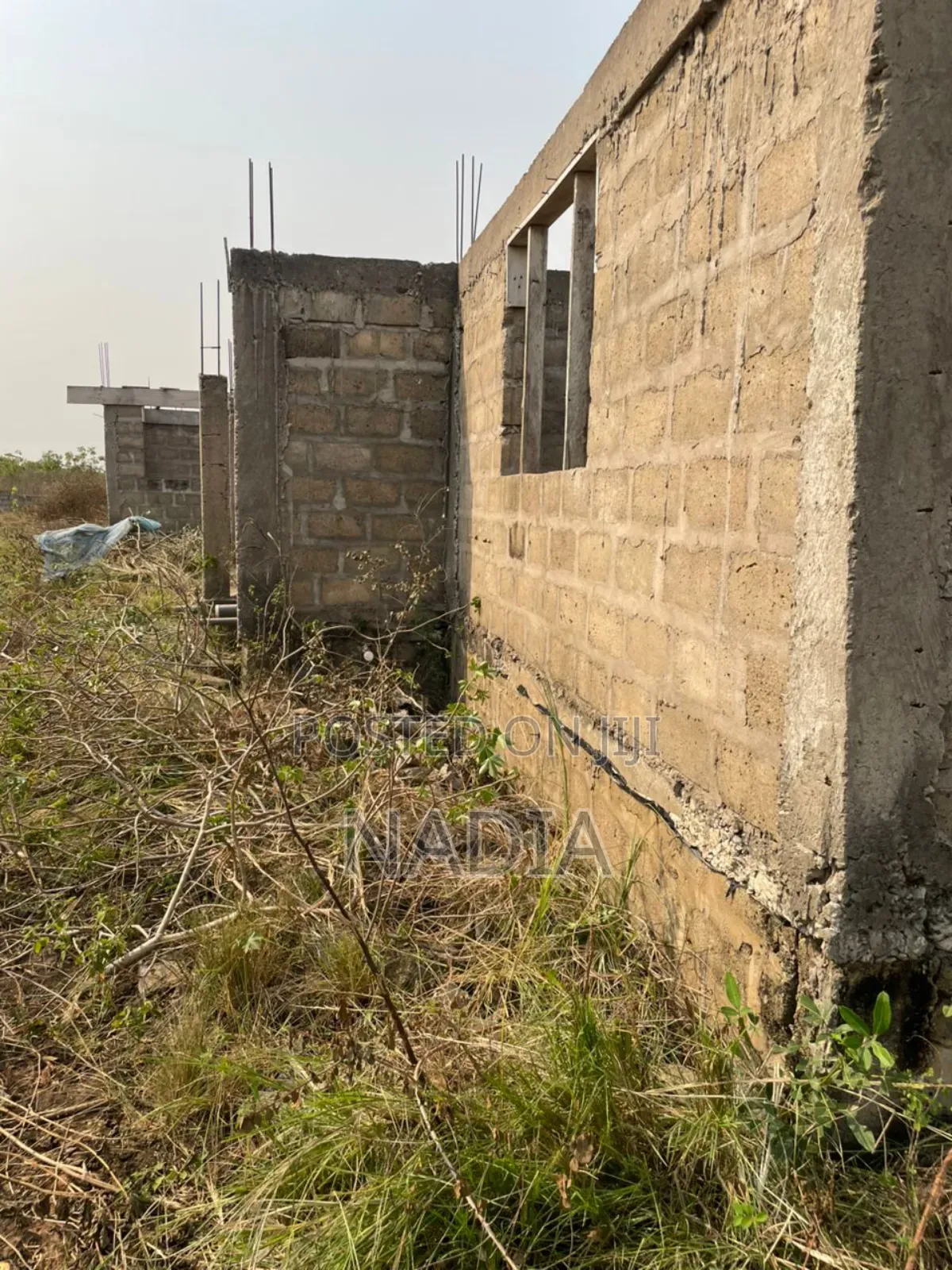 5 Bedroom Uncompleted Building