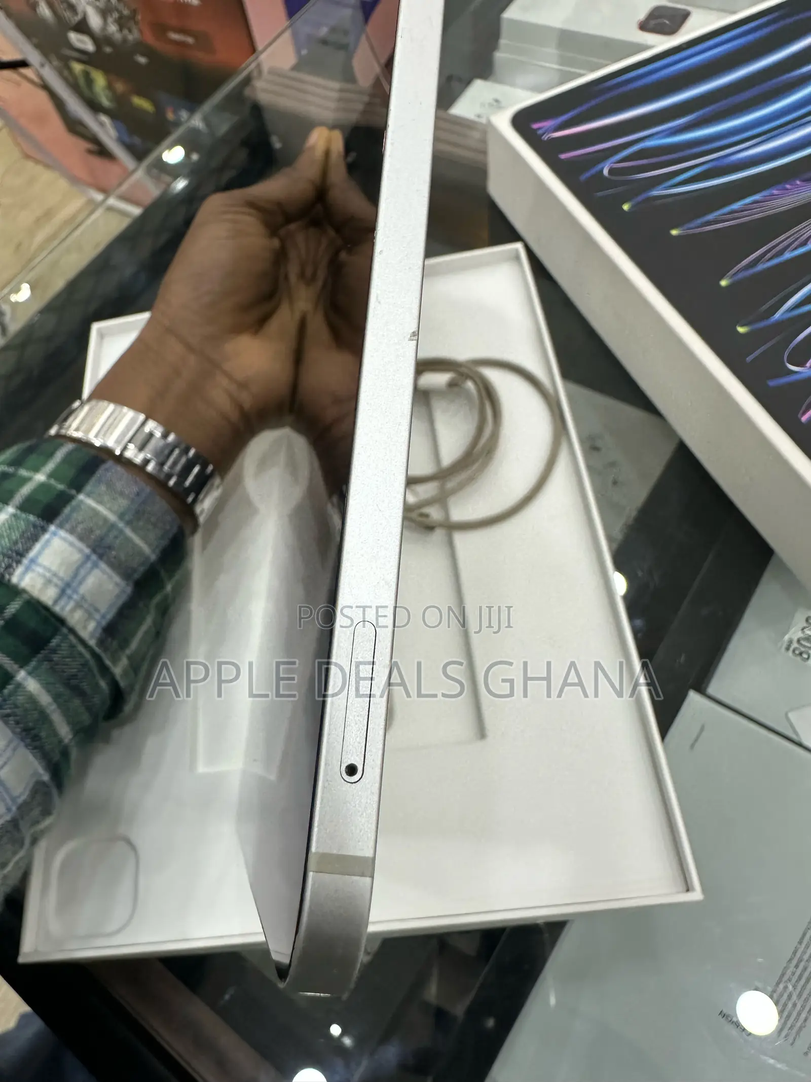 Apple iPad Pro 12.9 (2022) 256 GB