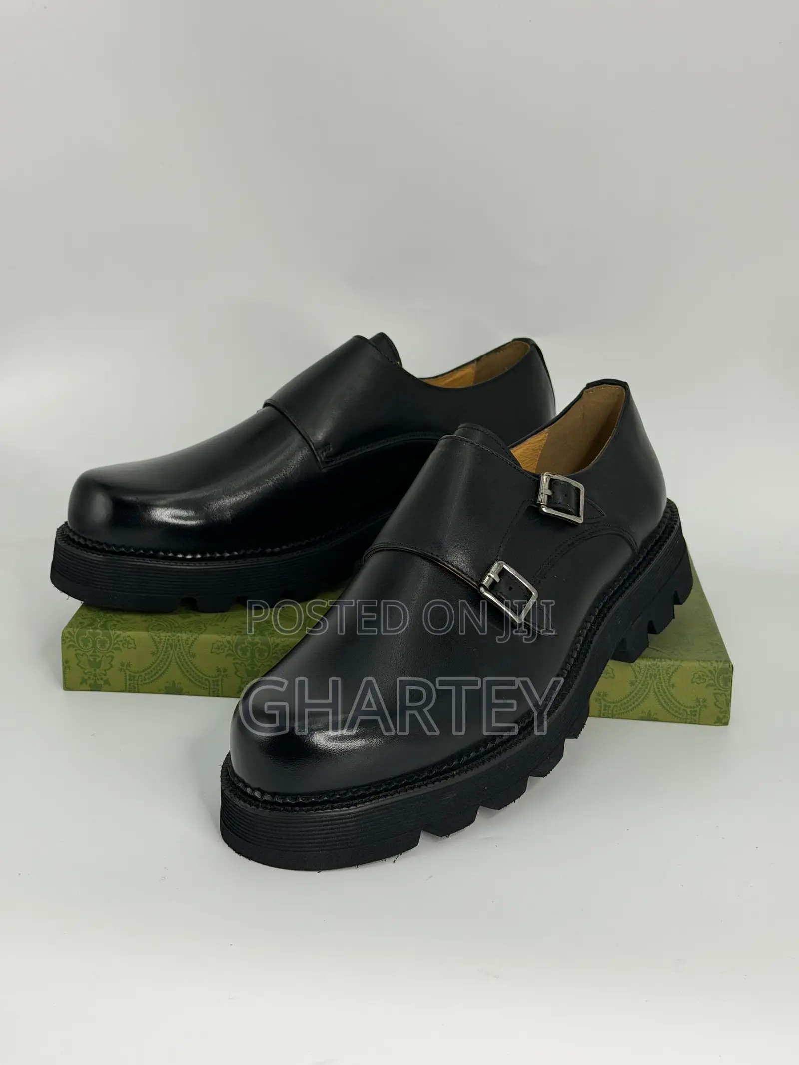 Modern Black Leather Derby Shoes With Chunky Sole