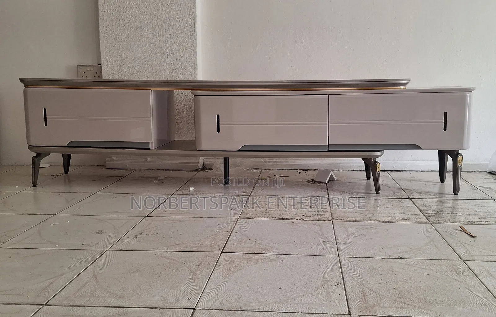 Tv Stand (Tvs-2404-170)