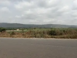 Main Road Land Aburi-Pokrom