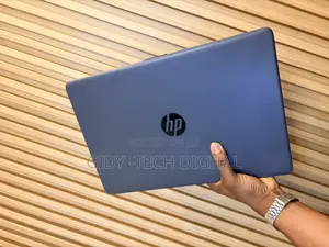 Laptop HP 250 G10 8GB Intel SSD 256GB