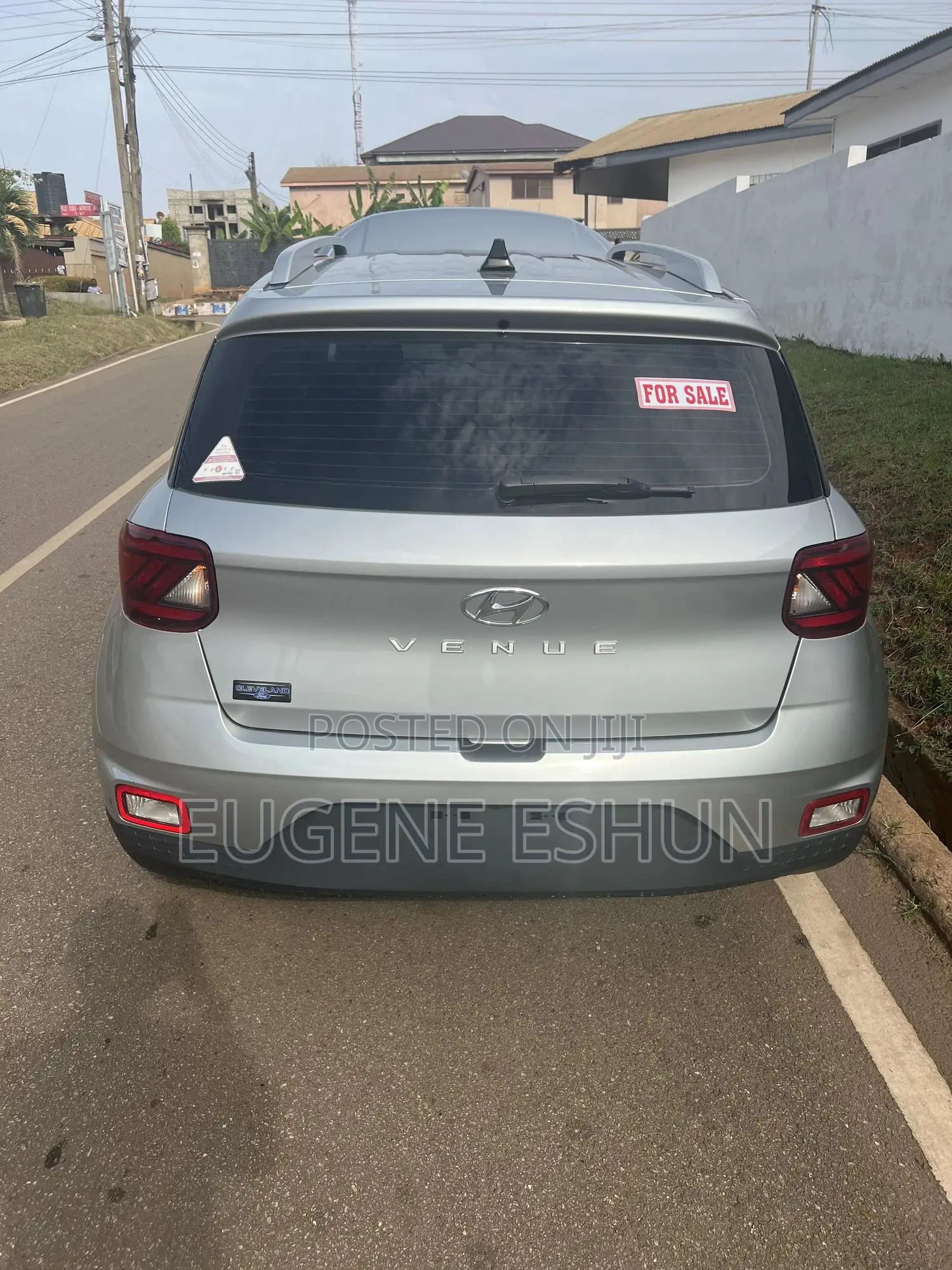 Hyundai Venue 2021 Silver