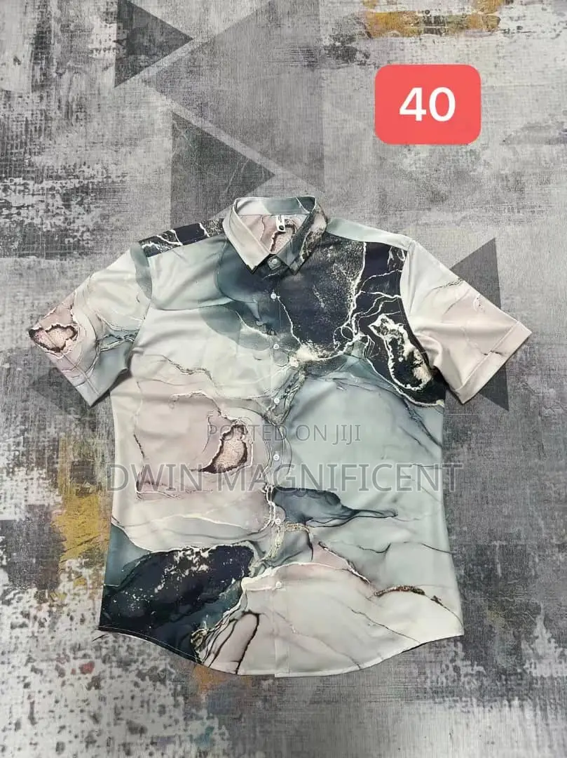 Men's Short-Sleeved Casual Shirt