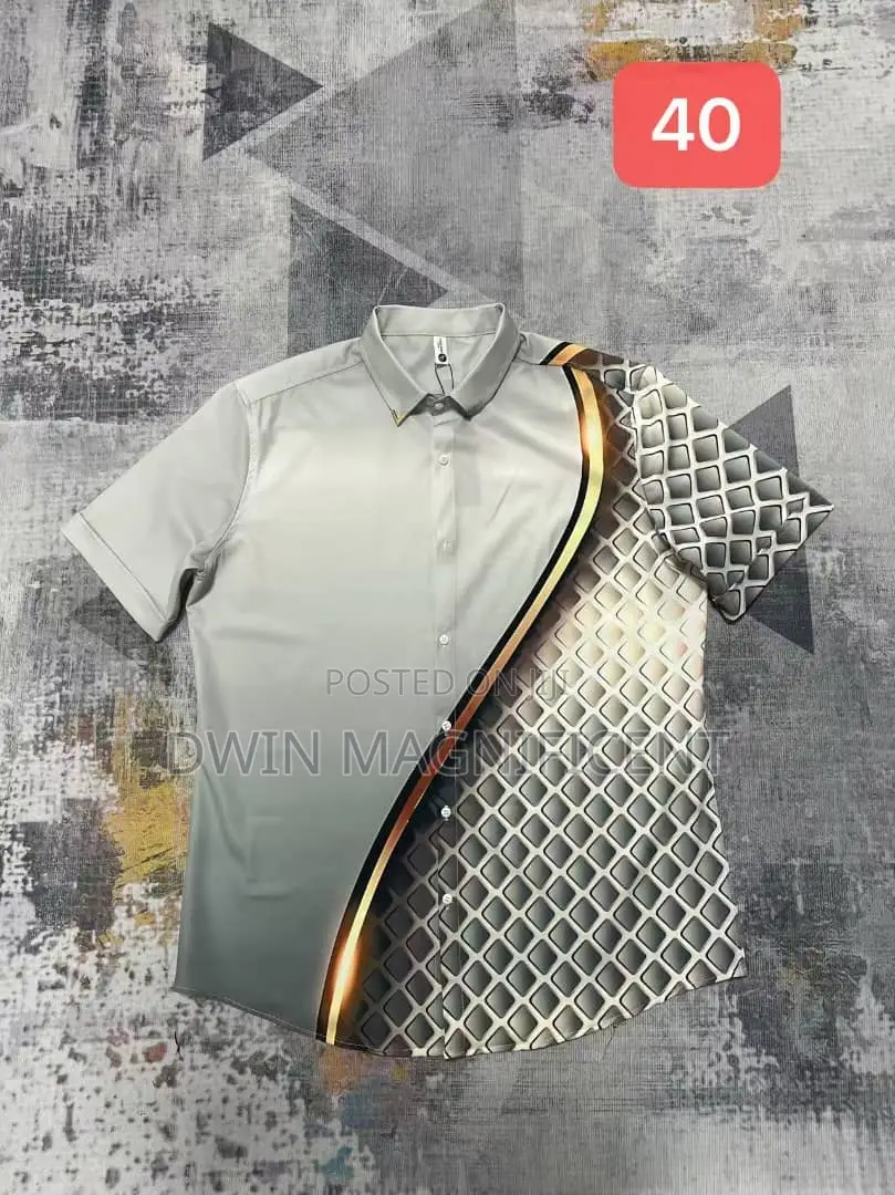 Men's Short-Sleeved Casual Shirt