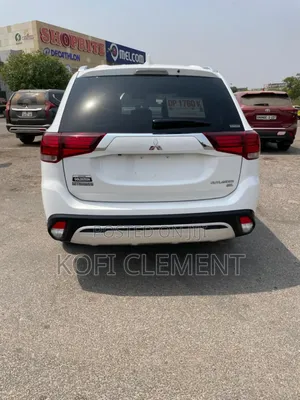 Mitsubishi Outlander 2019 White