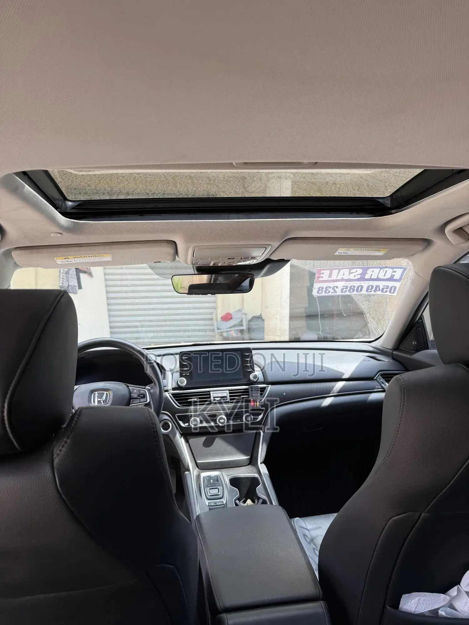 Honda Accord Sport (2.0L 4cyl Turbo 10A) 2019 White