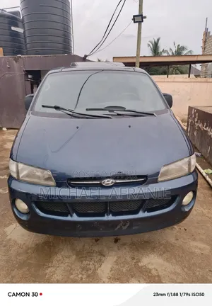 Hyundai Starex 2006 Blue