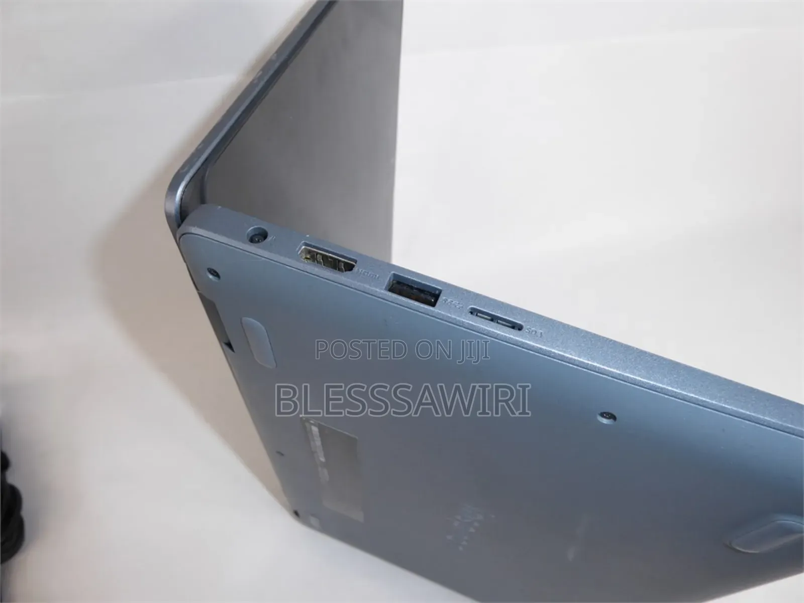 Laptop Dell 4GB AMD A10 eMMC 60GB
