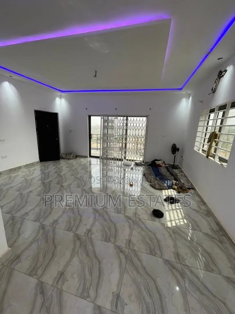 2bdrm Apartment in Kwabenya for rent