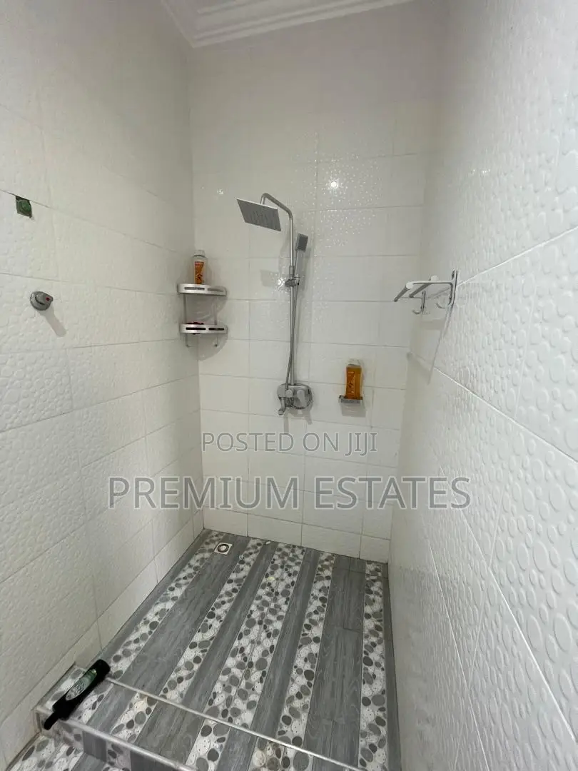 2bdrm Apartment in Kwabenya for rent