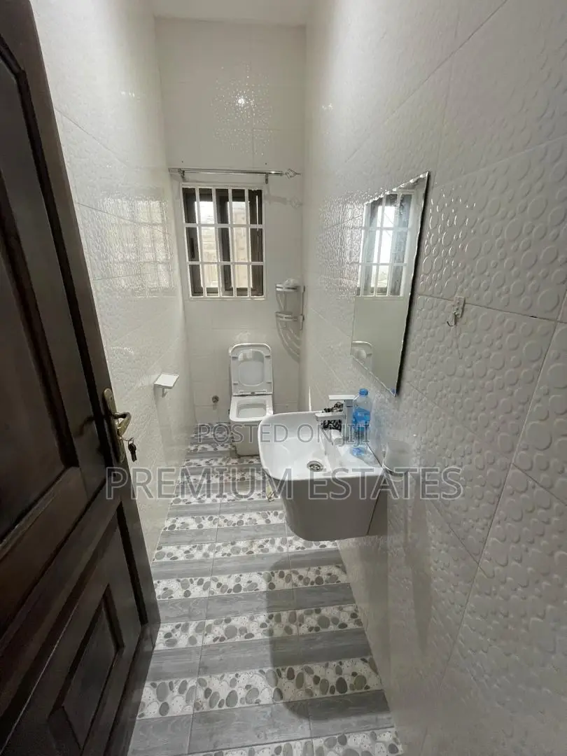 2bdrm Apartment in Kwabenya for rent