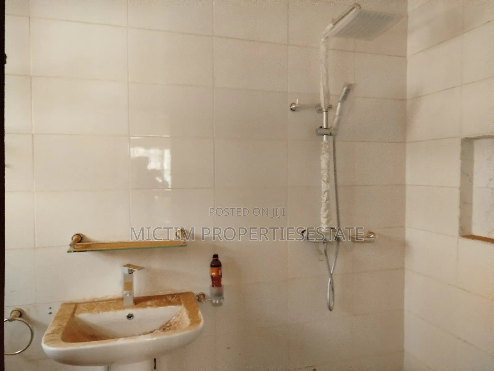 2bdrm Apartment in Mictims, Abokobi for rent