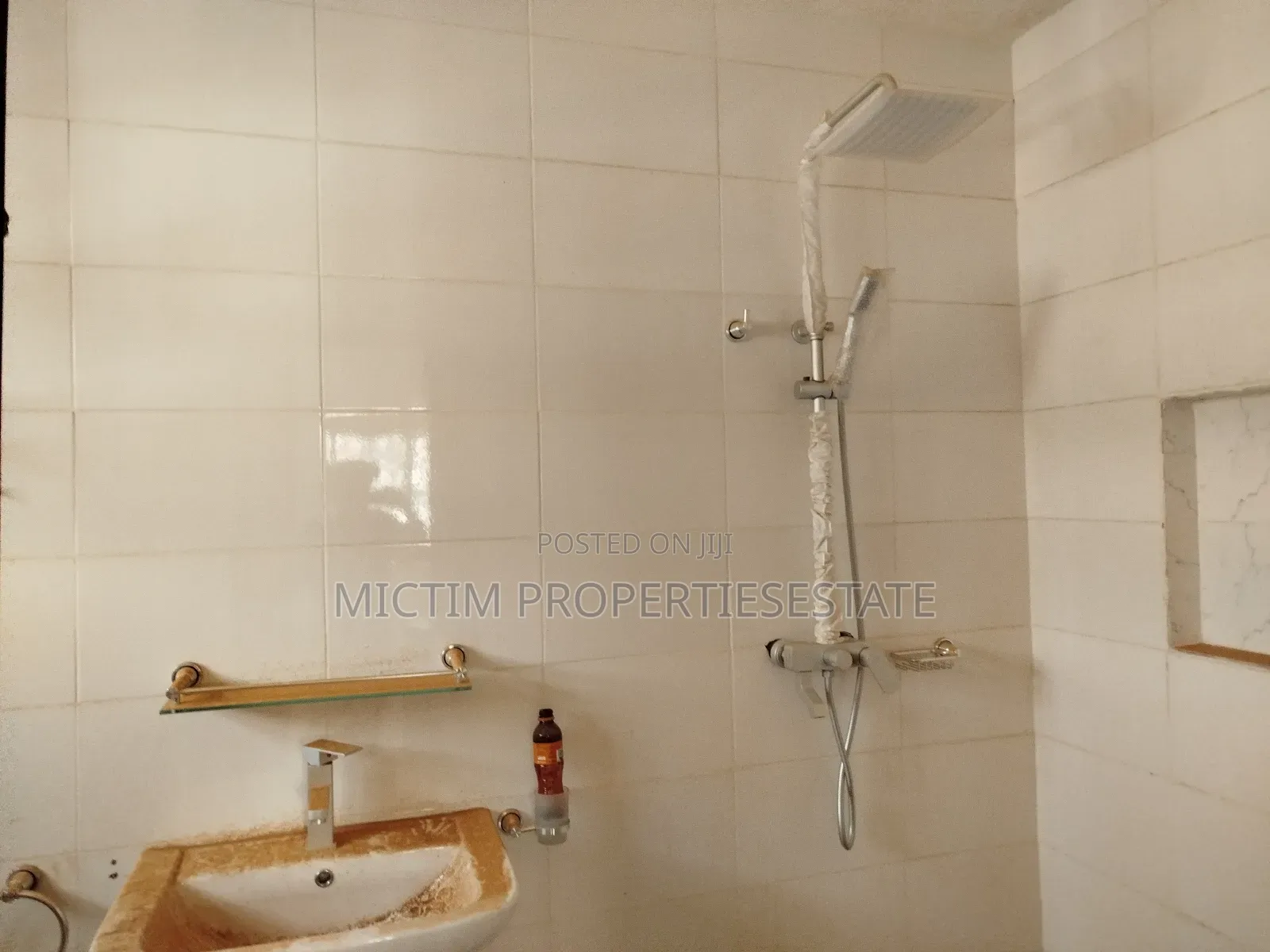 2bdrm Apartment in Mictims, Abokobi for rent