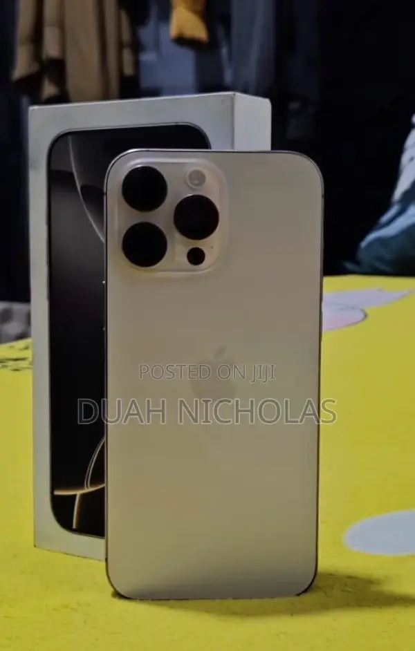 New Apple iPhone 16 Pro Max 256 GB Gold