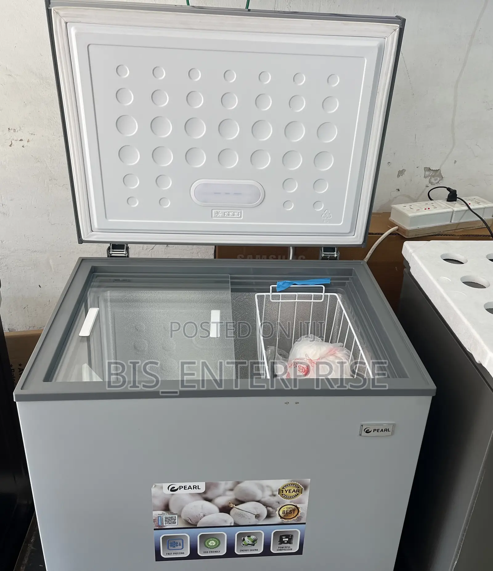Pearl Chest Freezer 145 Liters