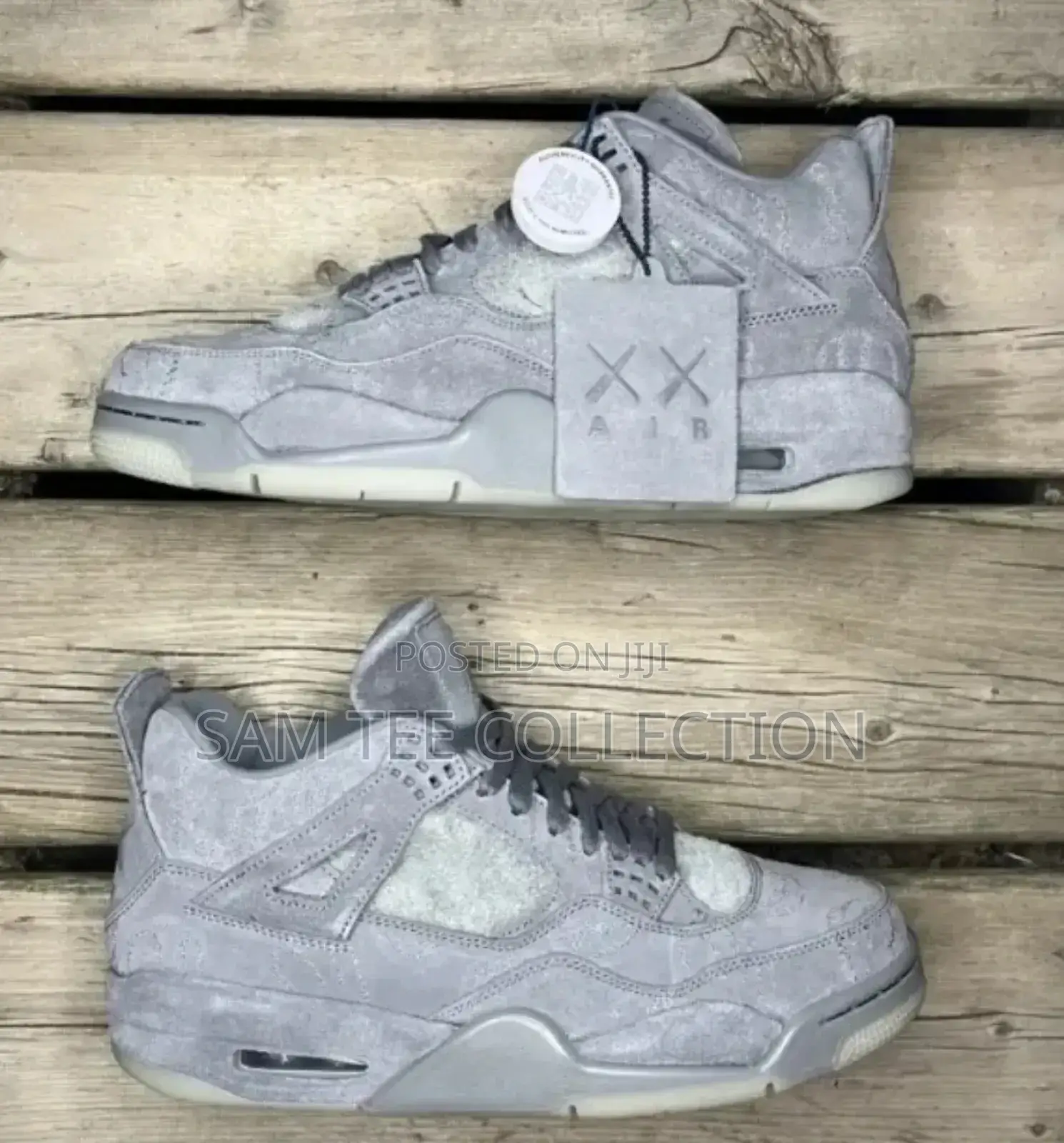 Air Jordan 4 Retro Kaws