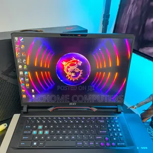 Laptop MSI Raider GE76 12UGS 16GB Intel Core I7 SSD 1T