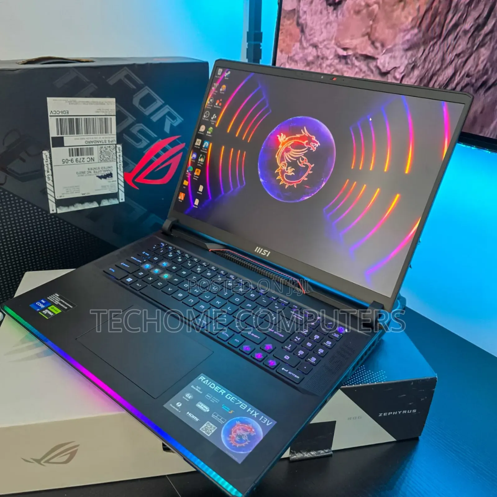Laptop MSI Raider GE76 12UGS 16GB Intel Core I7 SSD 1T