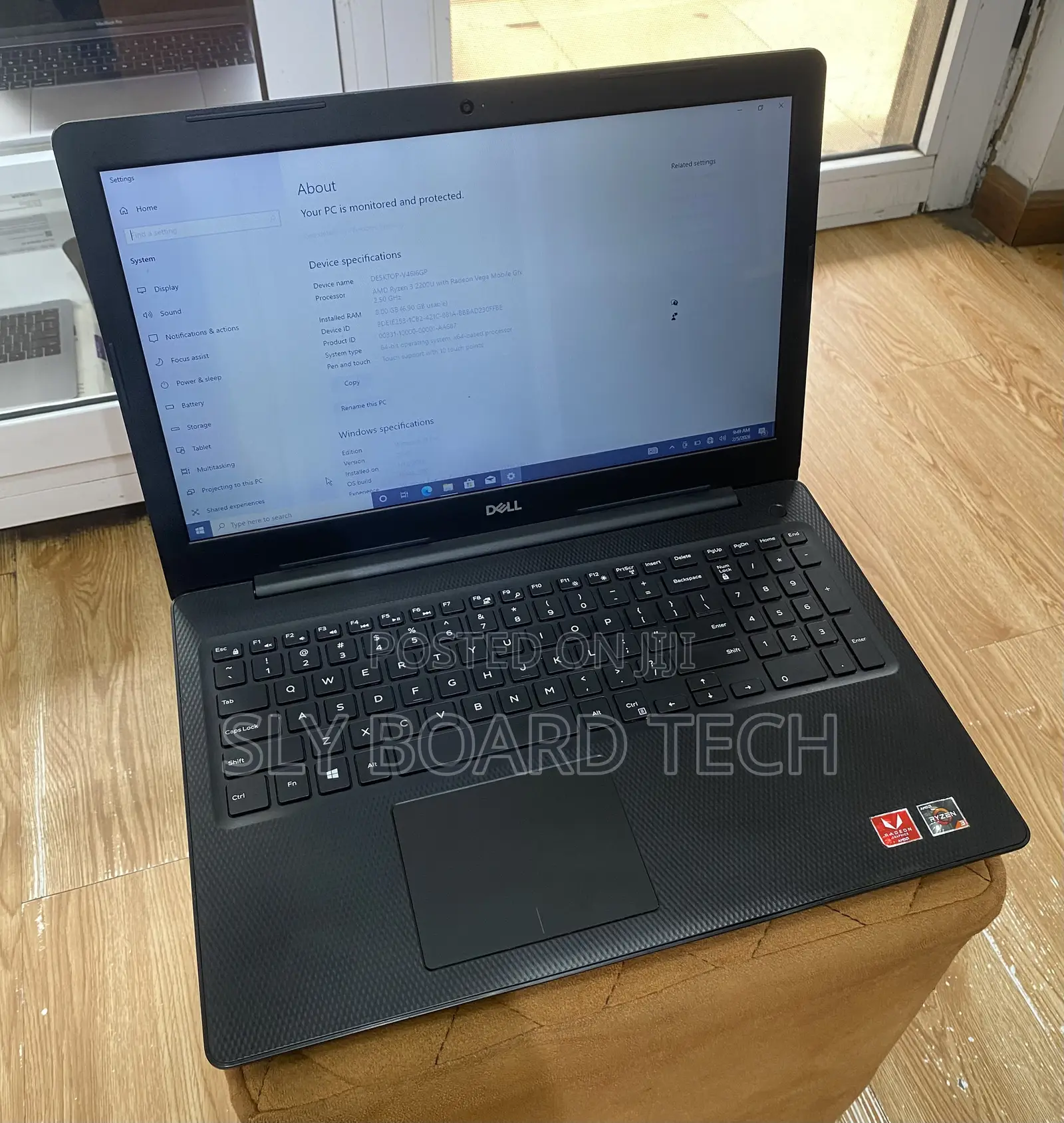 Laptop Dell Inspiron 15 3565 8GB AMD Ryzen 3 SSD 256GB