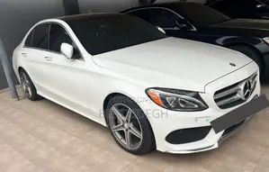 Mercedes-Benz C300 2017 White