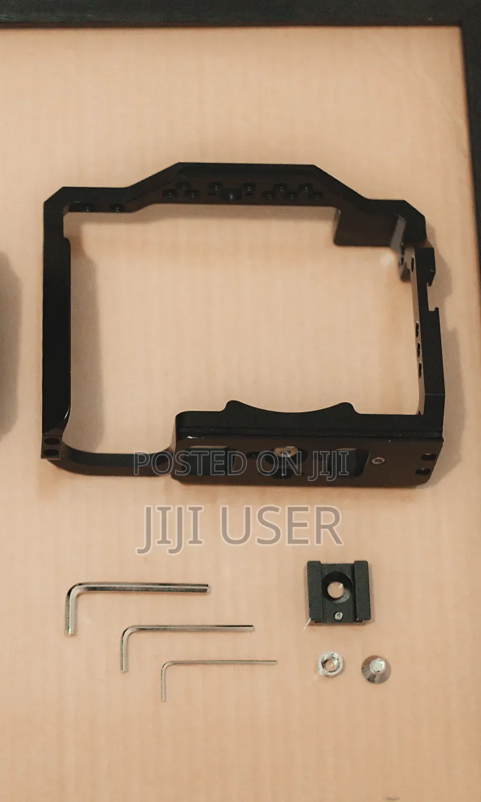 Camera Cage Black || Quick Sale || Canon R5 / R6 Metal