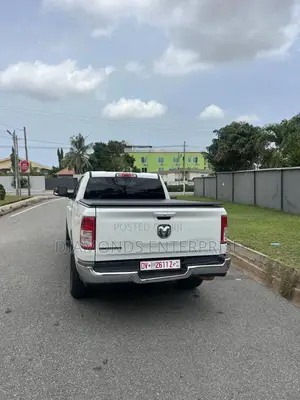 Dodge RAM 2022 White