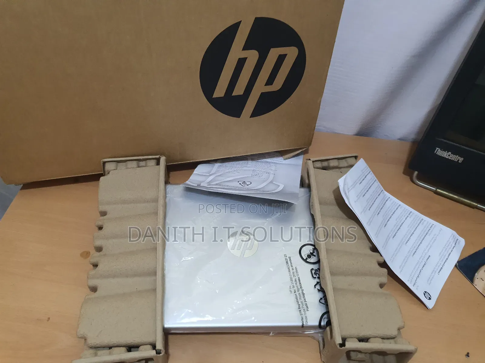 New Laptop HP 14-Ep0063 8GB Intel Core I5 SSD 512GB