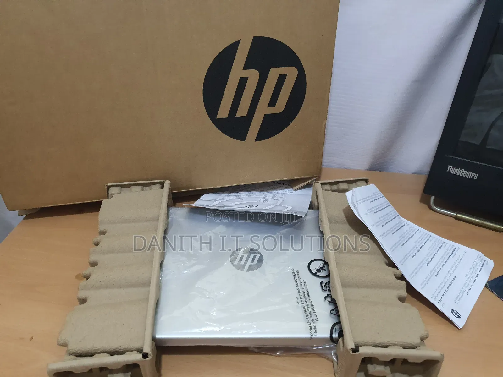 New Laptop HP 14-Ep0063 8GB Intel Core I5 SSD 512GB