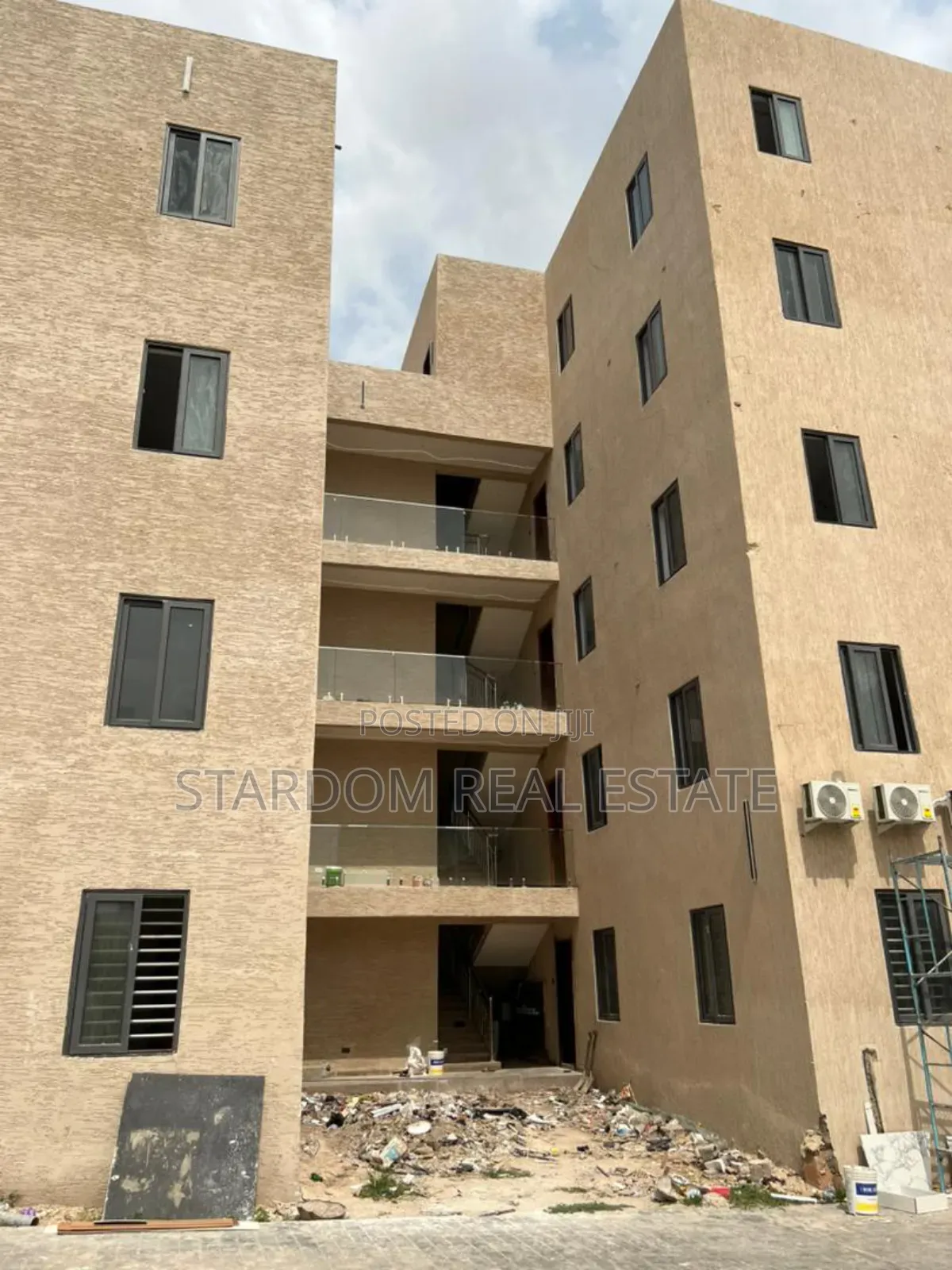 1bdrm Apartment in Adjiringanor, East Legon for rent