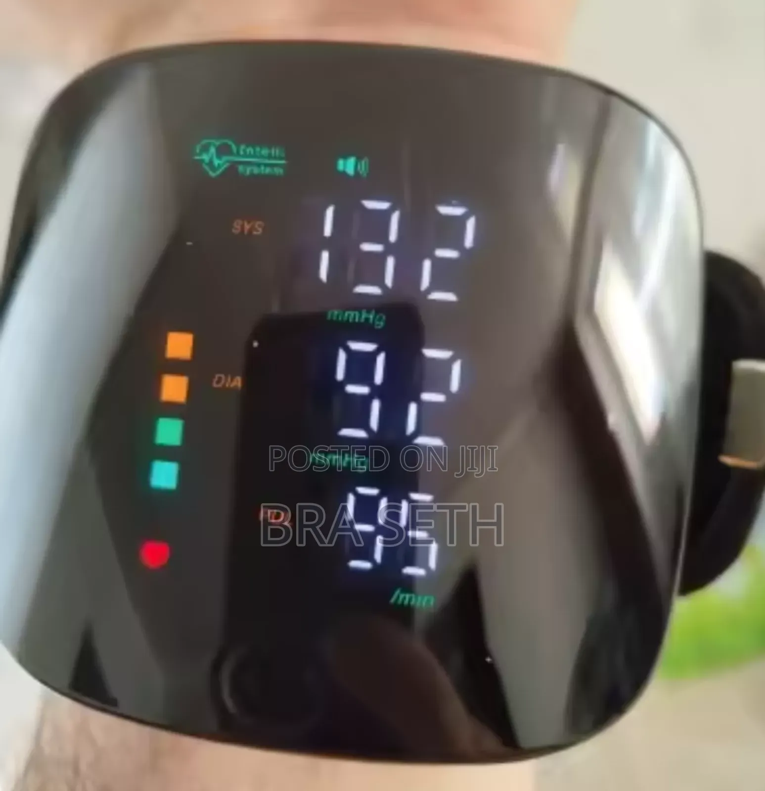 Rechargeable Wrist Blood Pressure Monitor