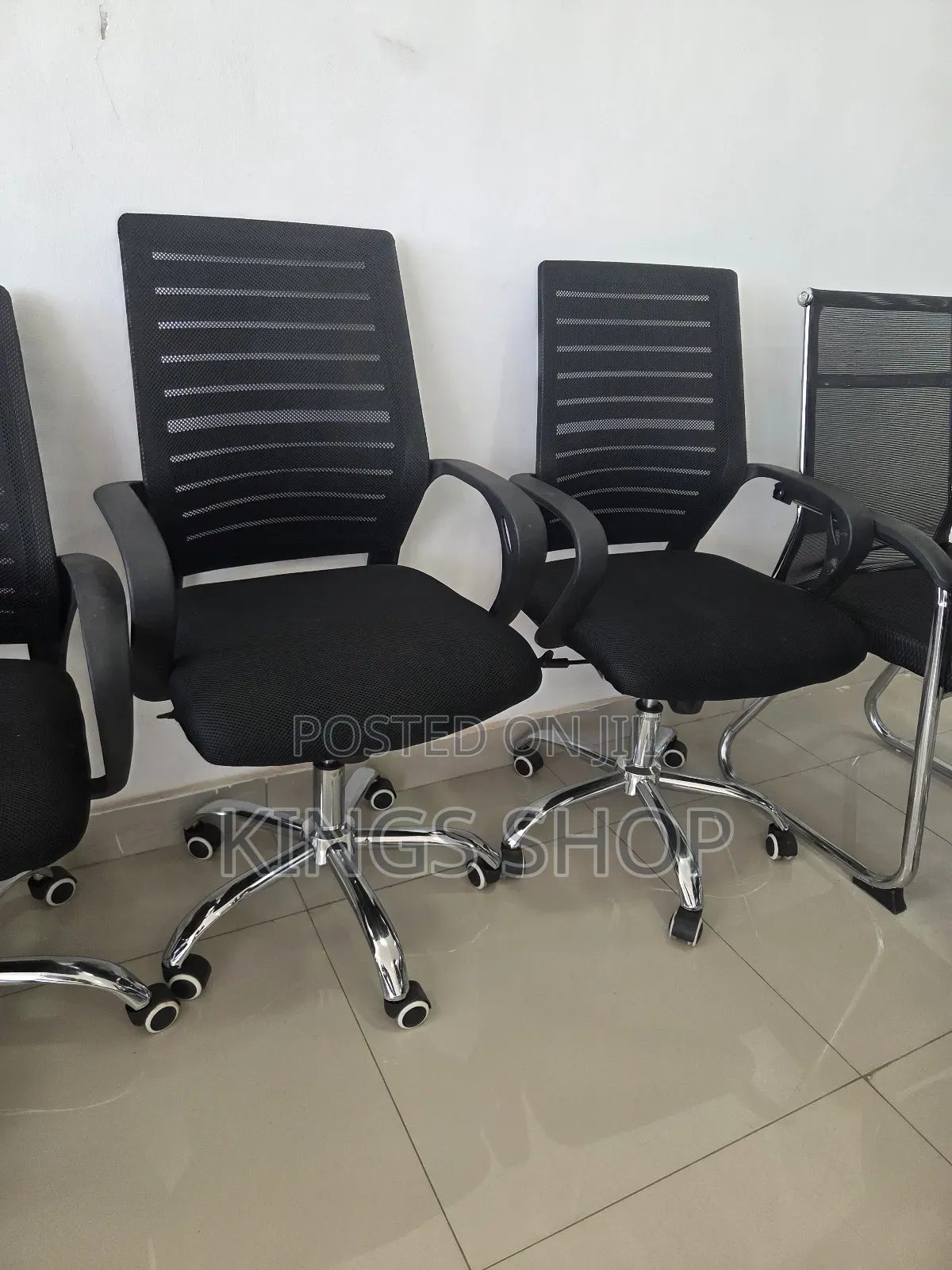 Adjustable Office Chairs Wholesale