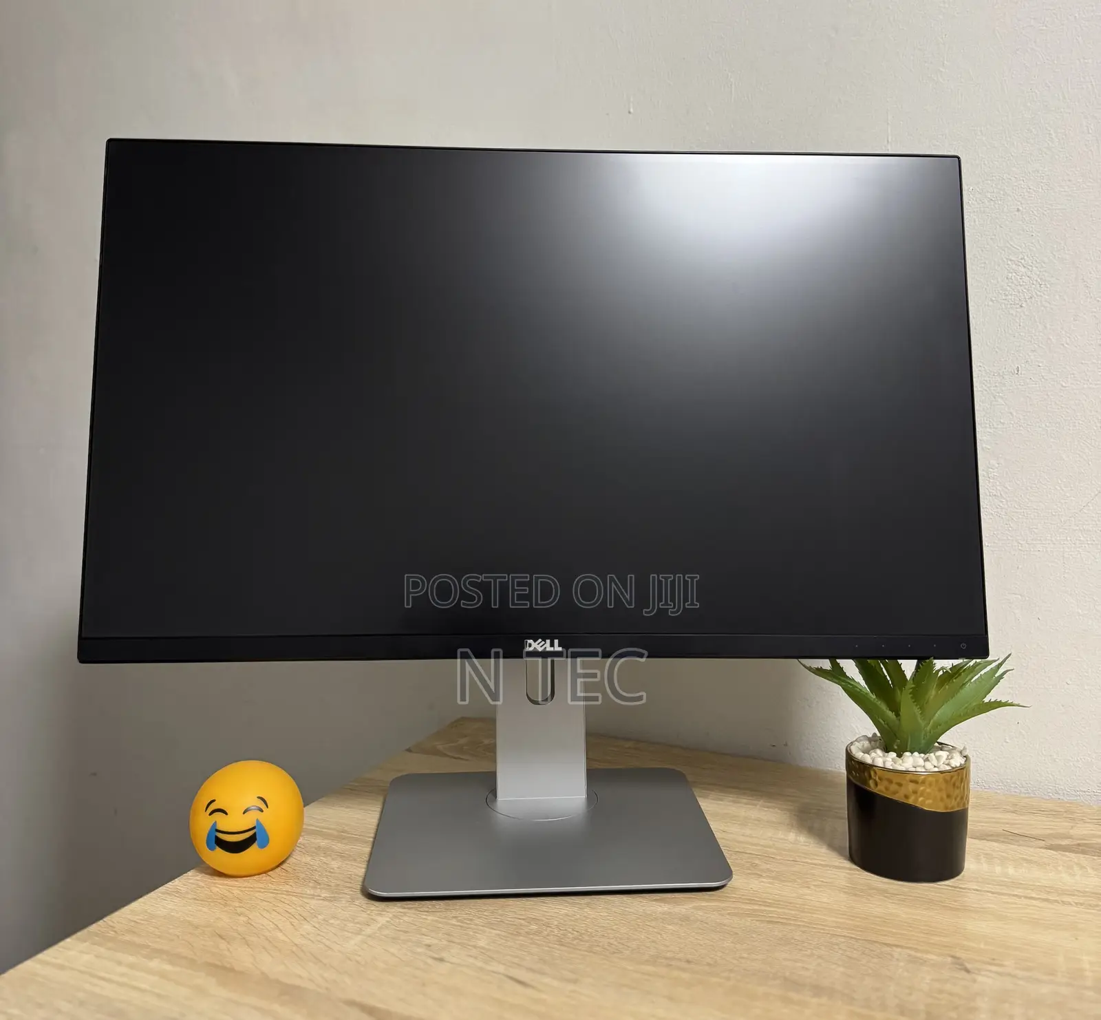 Dell Ultrasharp U2715h 27-Inch Screen Led-Lit Monitor