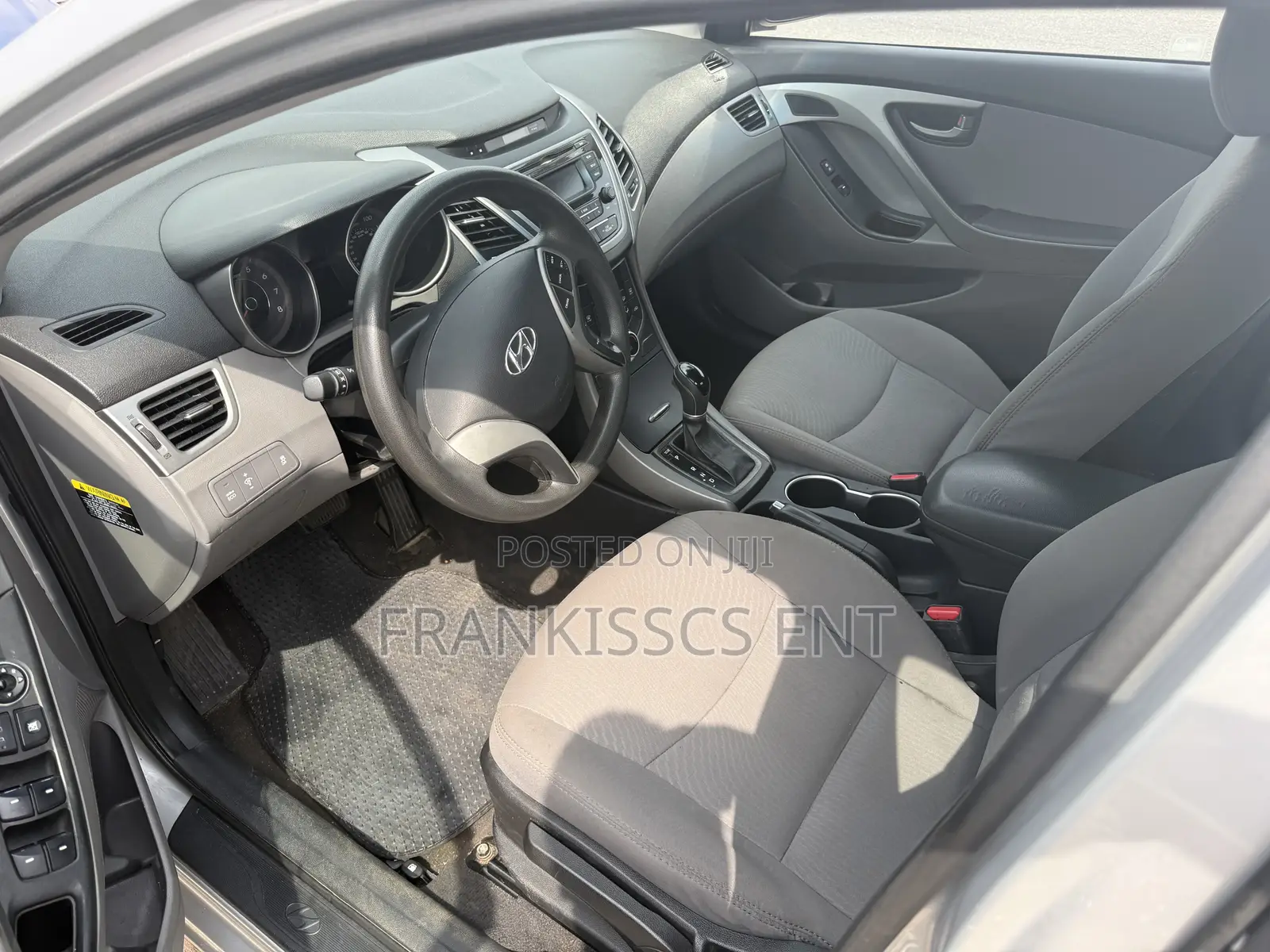 Hyundai Elantra SE 4dr Sedan (1.8L 4cyl 6A) 2015 Gray